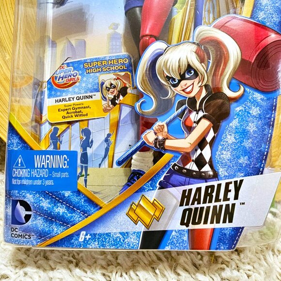 DC Super Hero Girls Harley Quinn 12-Inch Deluxe Collector Doll With Accessories - Picture 5 of 15